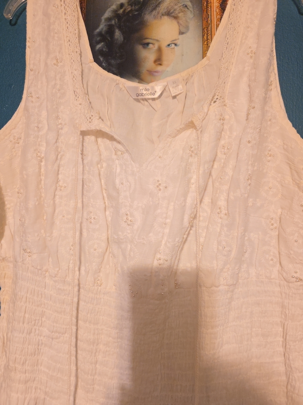 Mlle Gabrielle Cream Sleeveless Embroidered Camisole